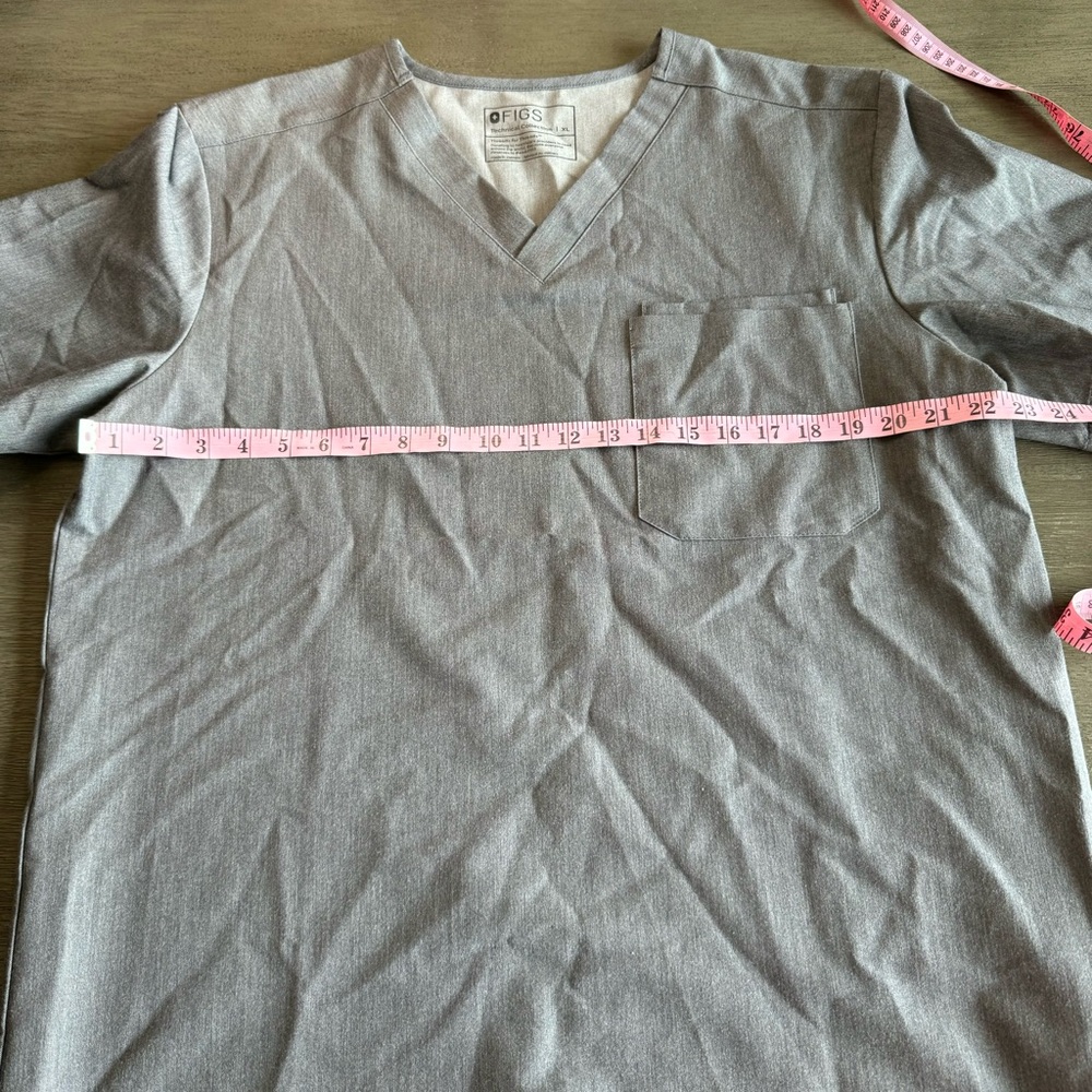 Figs Charcoal Grey Short Sleeve Catarina Tshirt Scrubs Top XL - Picture 6 of 7